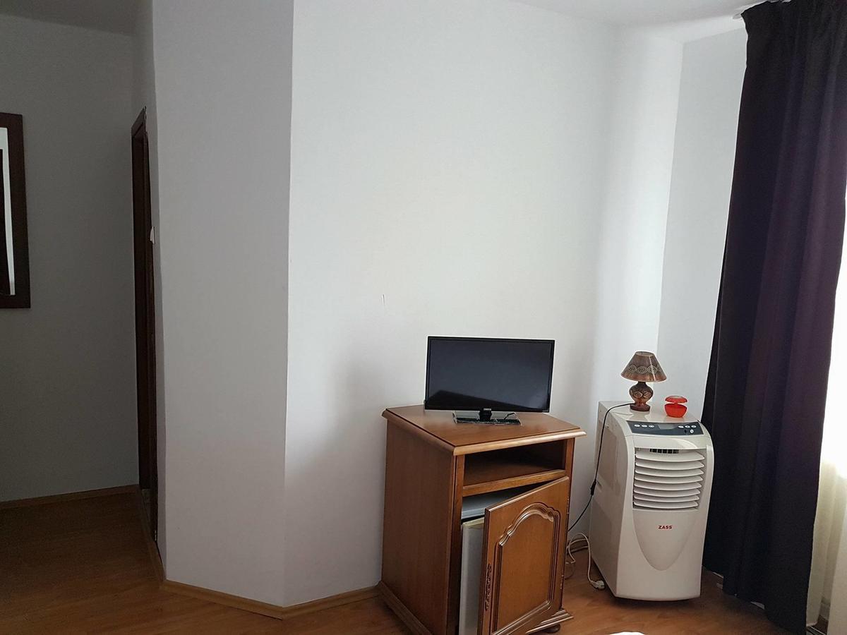 Hotel Viena Târgu-Mureş Zewnętrze zdjęcie