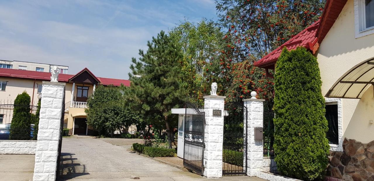 Hotel Viena Târgu-Mureş Zewnętrze zdjęcie