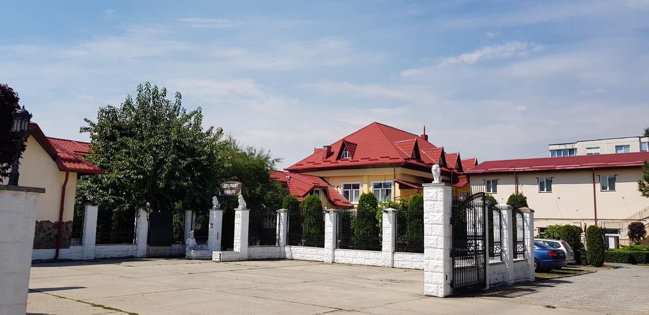 Hotel Viena Târgu-Mureş Zewnętrze zdjęcie